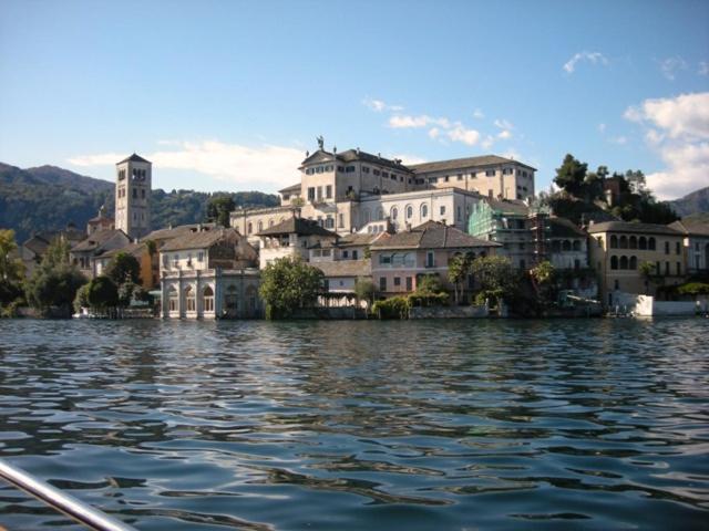 Lake Orta Openspace Garden Beach Pettenasco Exterior photo